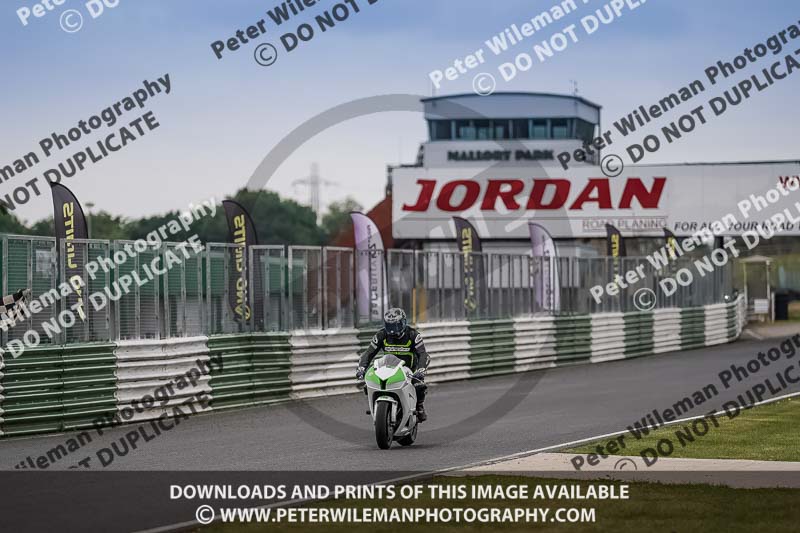 enduro digital images;event digital images;eventdigitalimages;mallory park;mallory park photographs;mallory park trackday;mallory park trackday photographs;no limits trackdays;peter wileman photography;racing digital images;trackday digital images;trackday photos